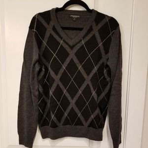 EXPRESS. Gray argyle 100% merino wool (M)